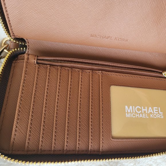 Michael Kors Jet Set Travel Large Flat Phone Case Brown - Picture 4 of 8